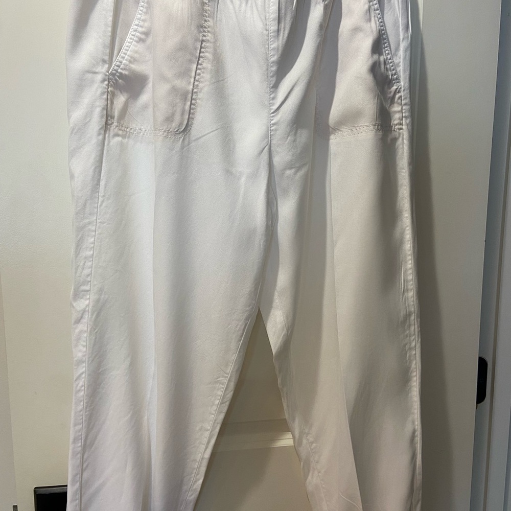 Talbots White Elastic Waist Jogger Pants
